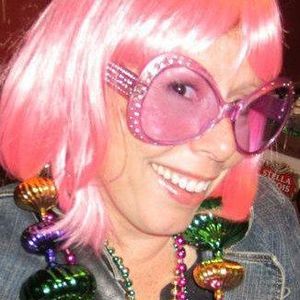 Meet your Posher, Myra